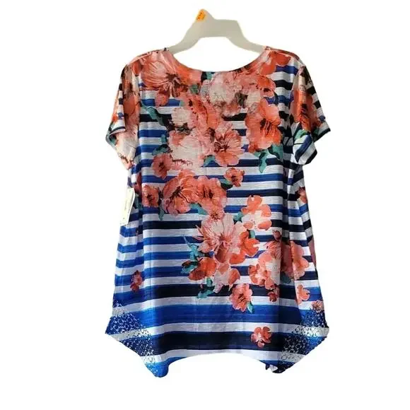 Time and Tru Top Size M Med 8-10 Multicolor Pull Over V Neck Bat Wing Hem New - Picture 2 of 3